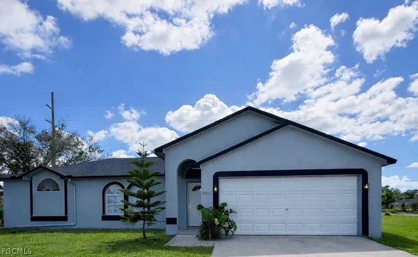 $2,100 | 5011 Brookfield Street, Lehigh Acres, FL 33971