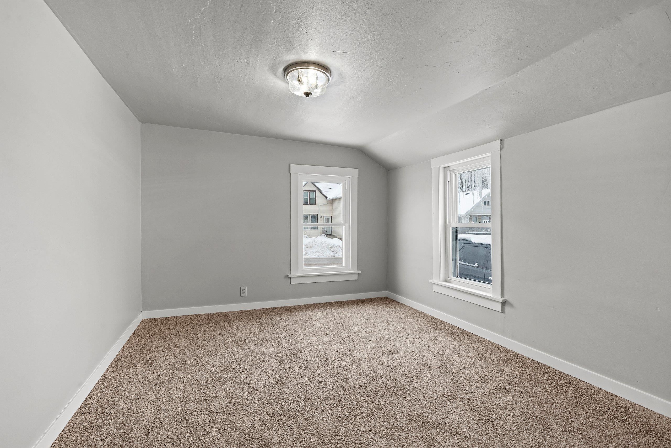 1409 South 10th Street Manitowoc, WI 54220 - Photo 22 of 29