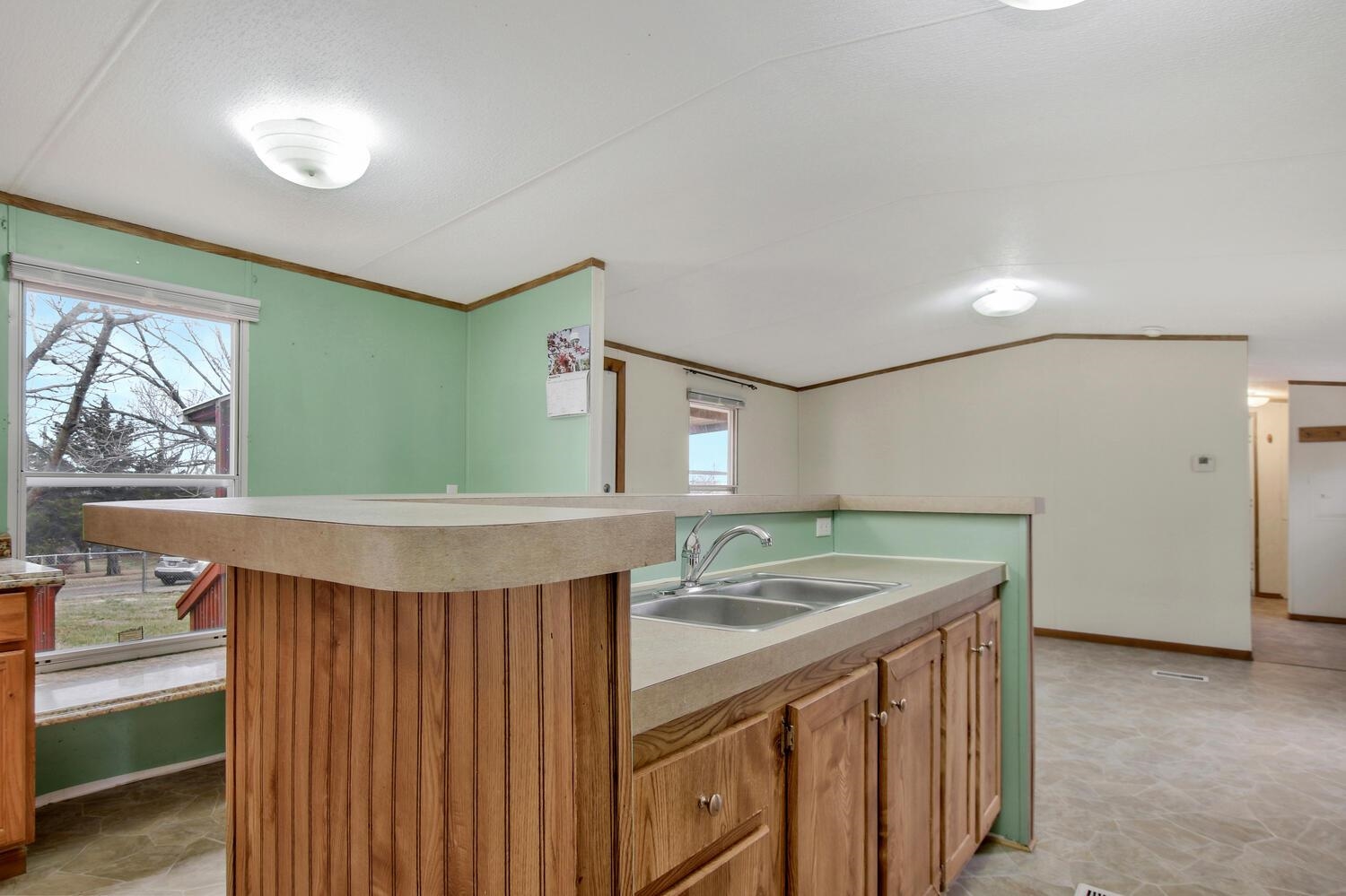 75 Eureka Lake Road Eureka, KS 67045 - Photo 11 of 36