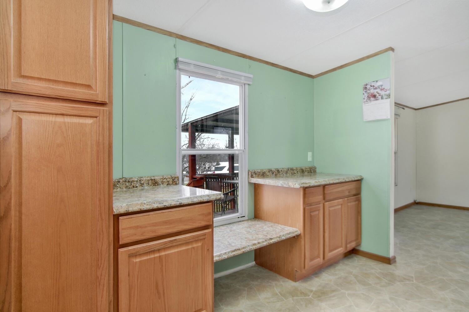 75 Eureka Lake Road Eureka, KS 67045 - Photo 15 of 36