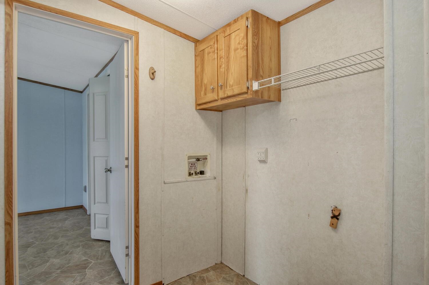 75 Eureka Lake Road Eureka, KS 67045 - Photo 18 of 36