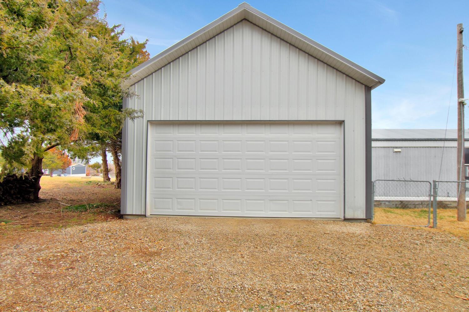 75 Eureka Lake Road Eureka, KS 67045 - Photo 33 of 36