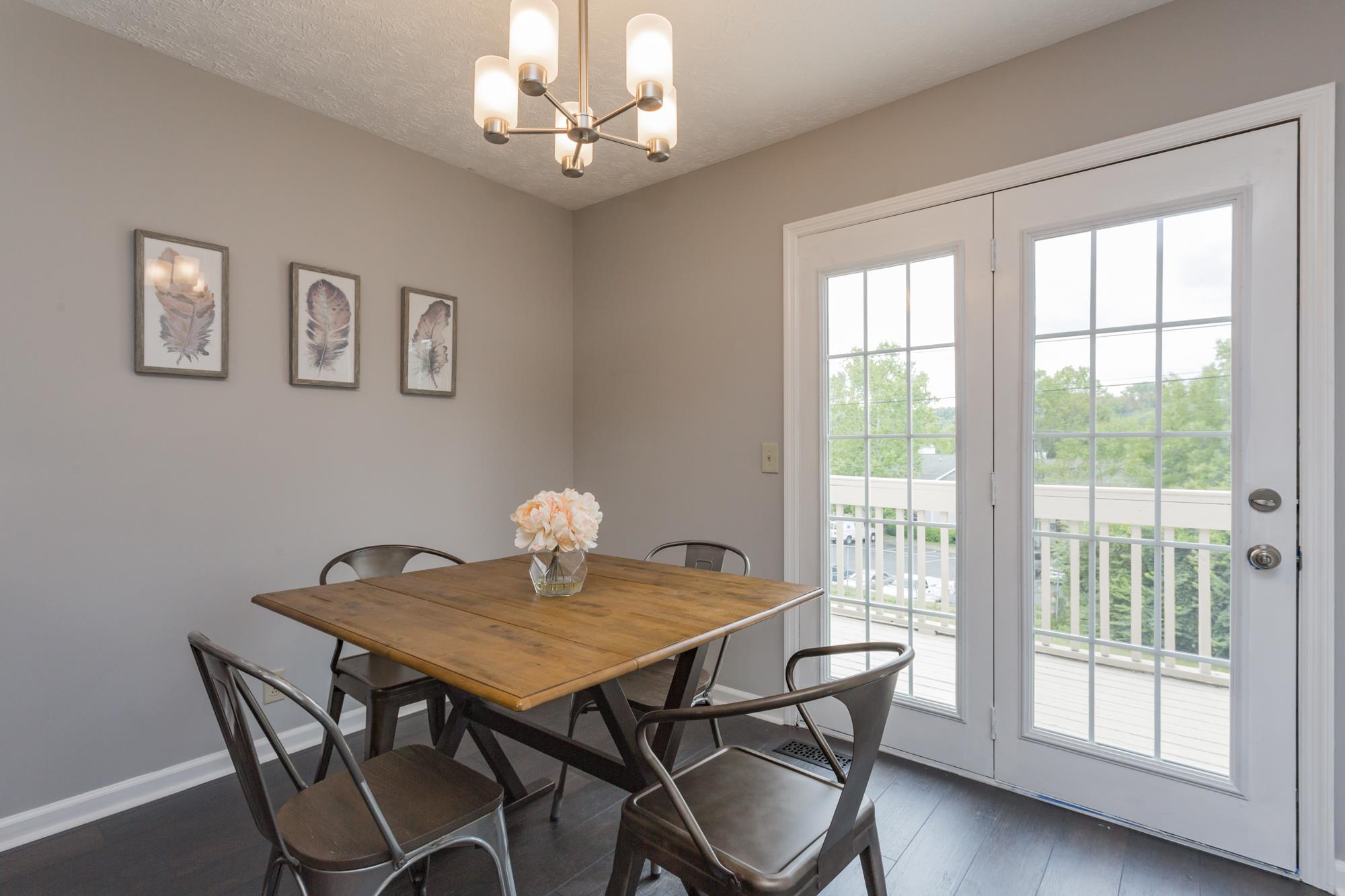 127 Pepper Ridge Circle Antioch, TN 37013 - Photo 8 of 20 Informal dining in the eat in kitchen.