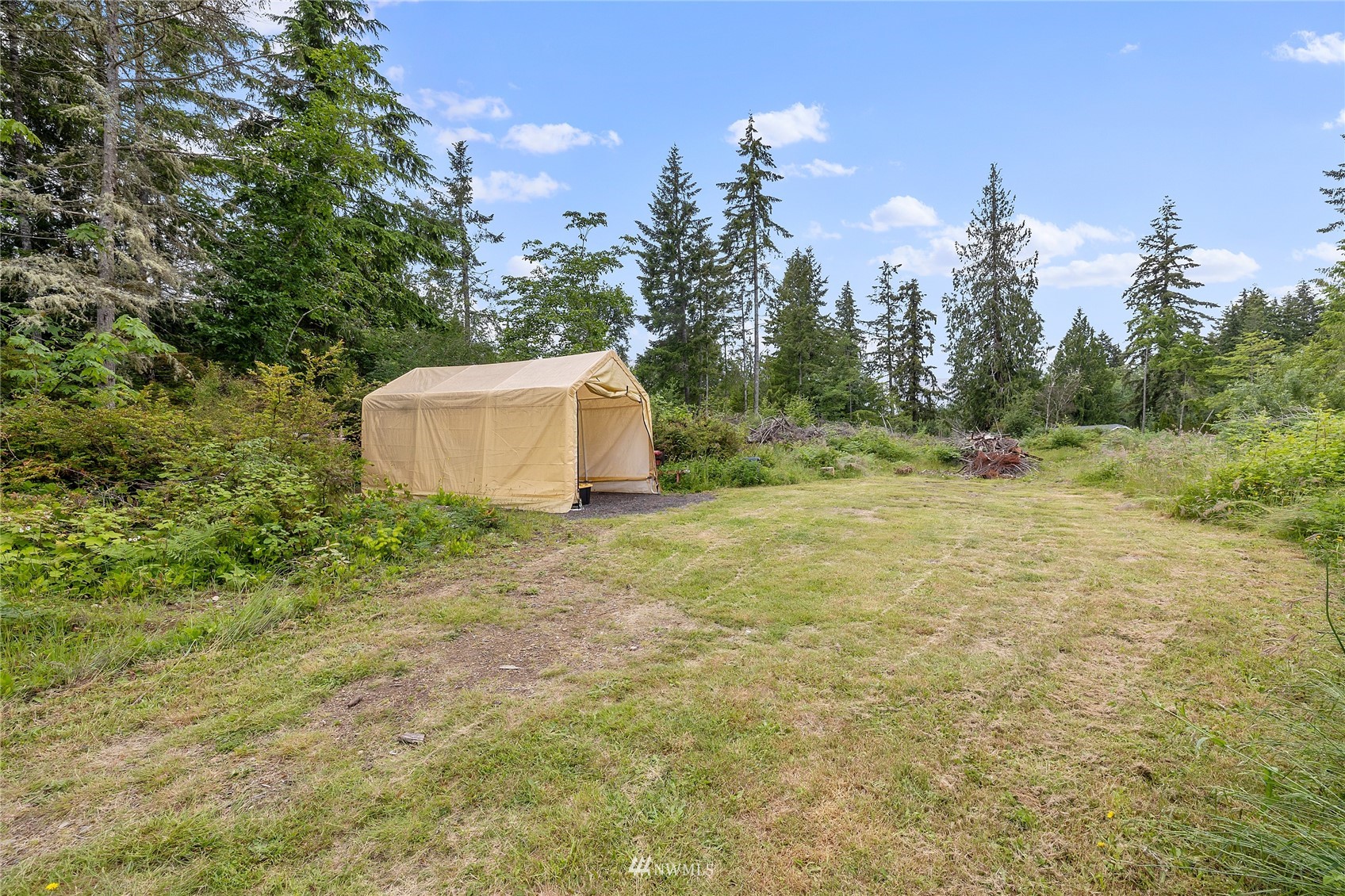 525 Southwest Spruce Road Port Orchard, WA 98367 - Photo 33 of 37 Gallery Image 33