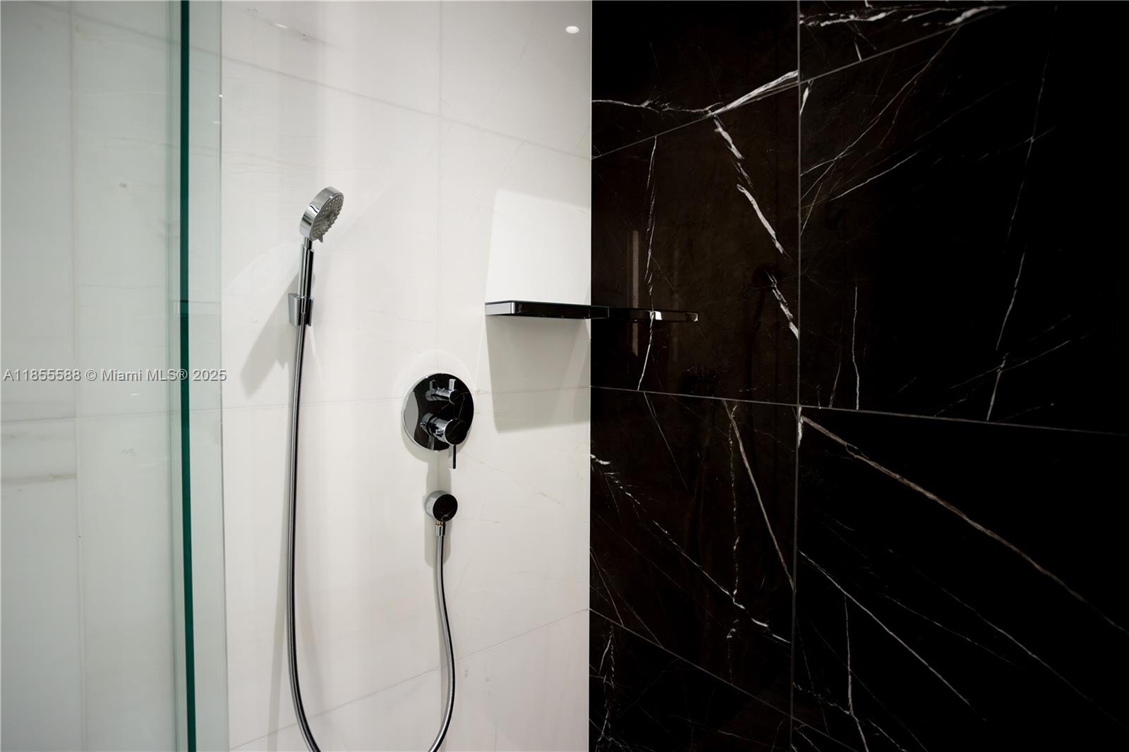 300 Biscayne Blvd Way, Unit 2203C Miami, FL 33131 - Photo 23 of 30