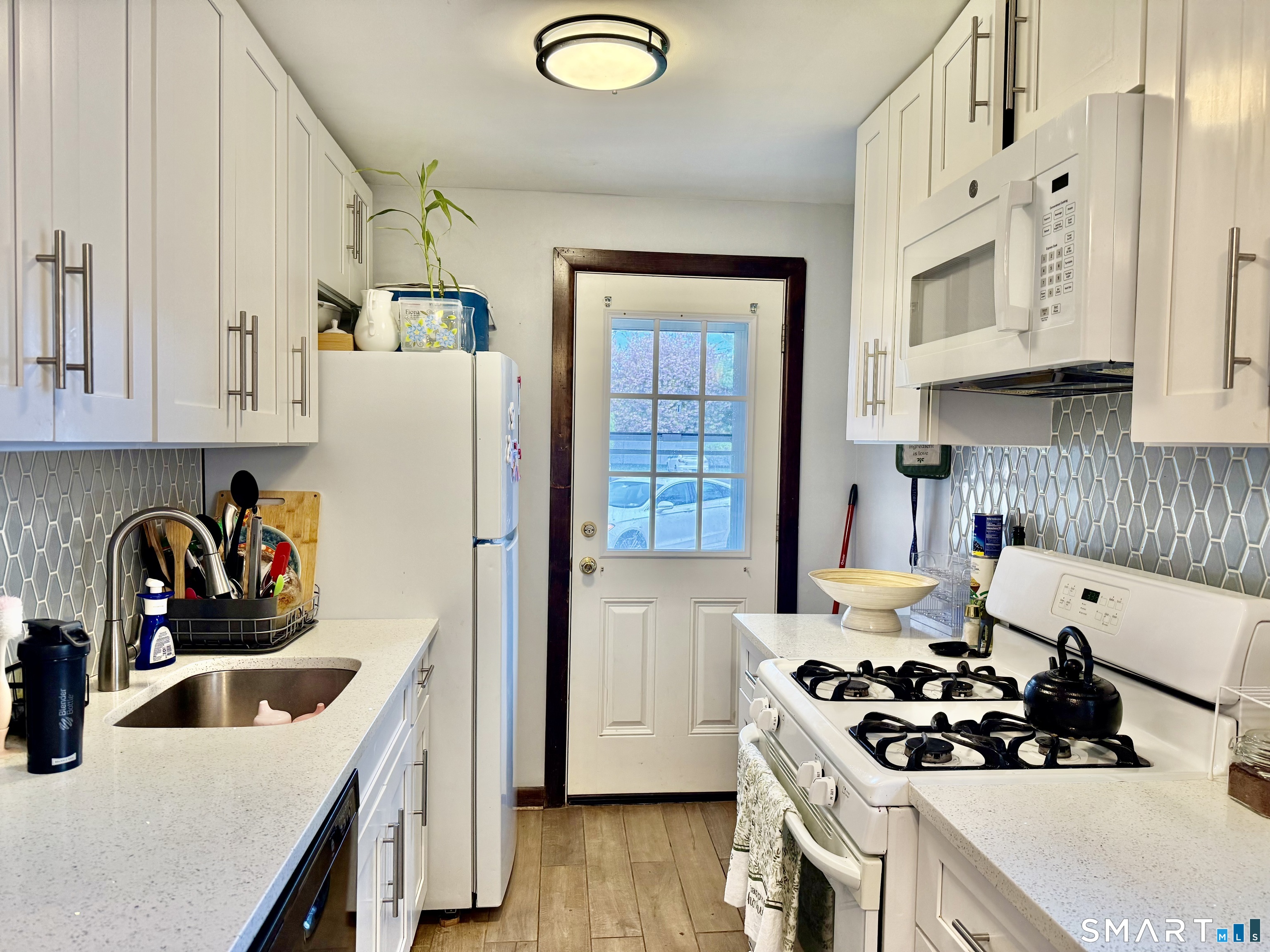 231 Seaton Road, Unit 2 Stamford, CT 06902 - Photo 10 of 31