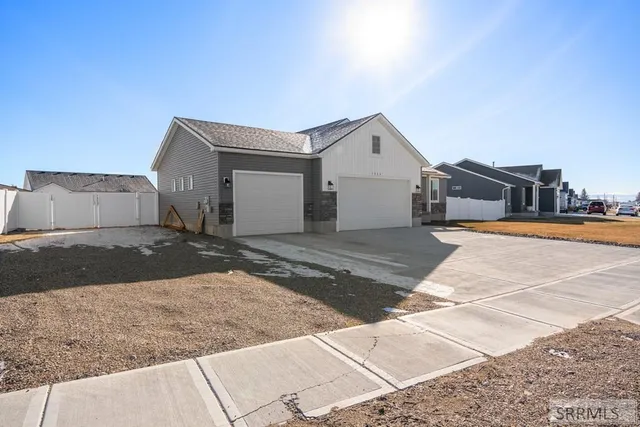 $529,900 | 3866 Ola Vista Avenue, Idaho Falls, ID 83401