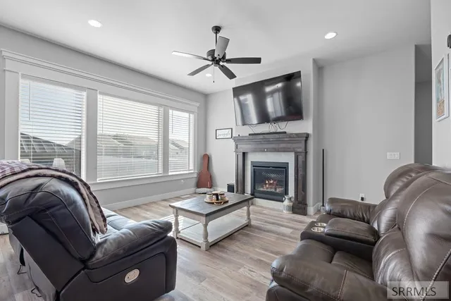 $529,900 | 3866 Ola Vista Avenue, Idaho Falls, ID 83401