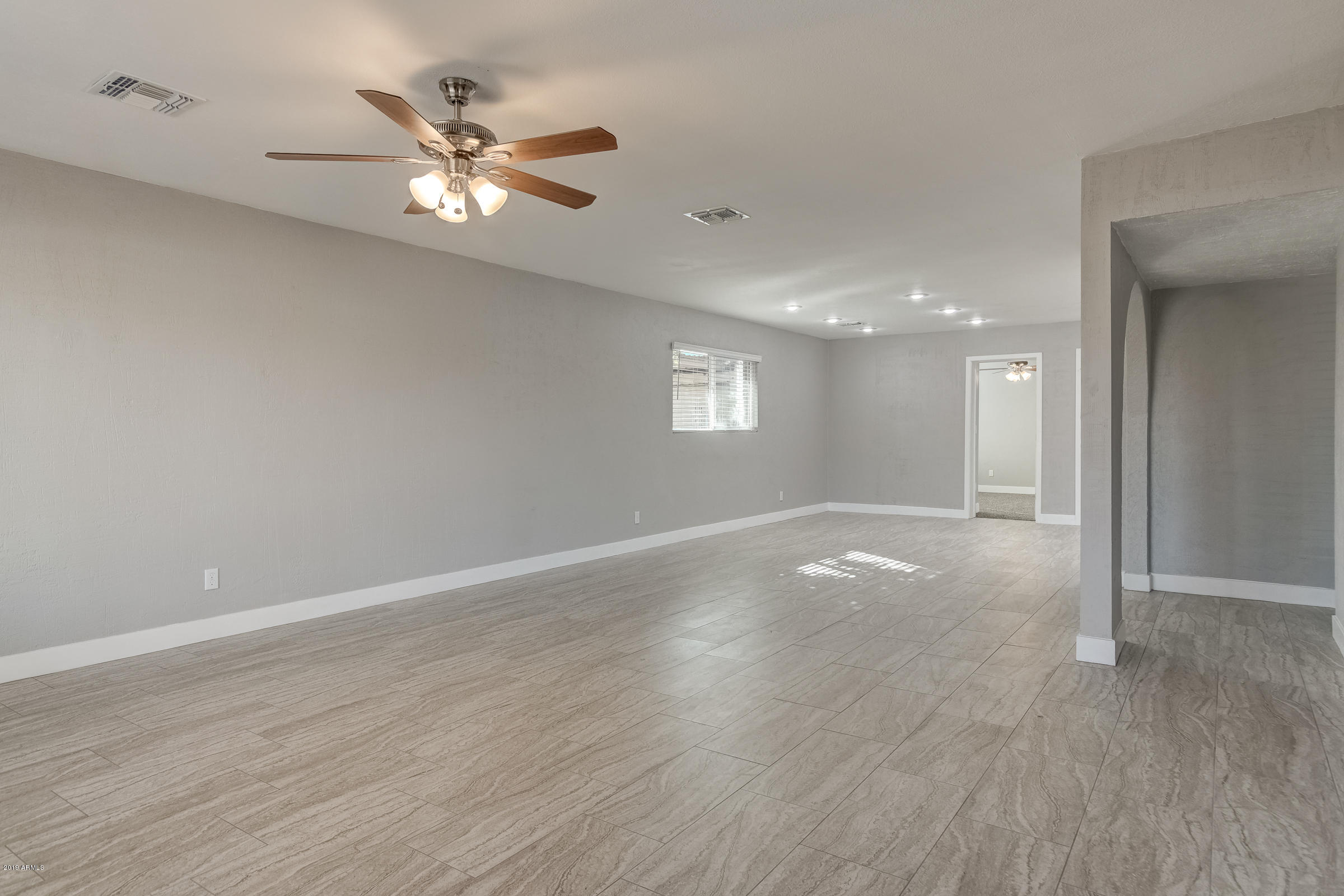 3519 West Lamar Road Phoenix, AZ 85019 - Photo 7 of 35 3519 W Lamar Rd-8