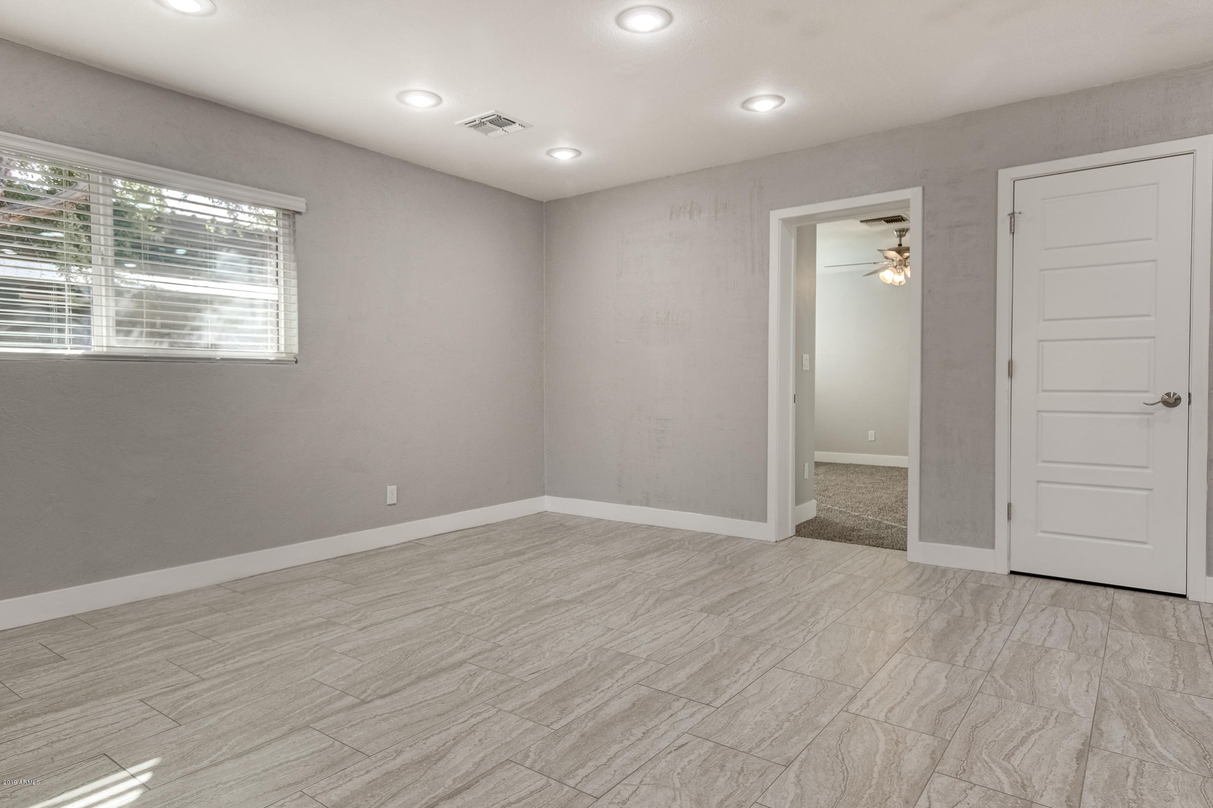 3519 West Lamar Road Phoenix, AZ 85019 - Photo 9 of 35 3519 W Lamar Rd-14