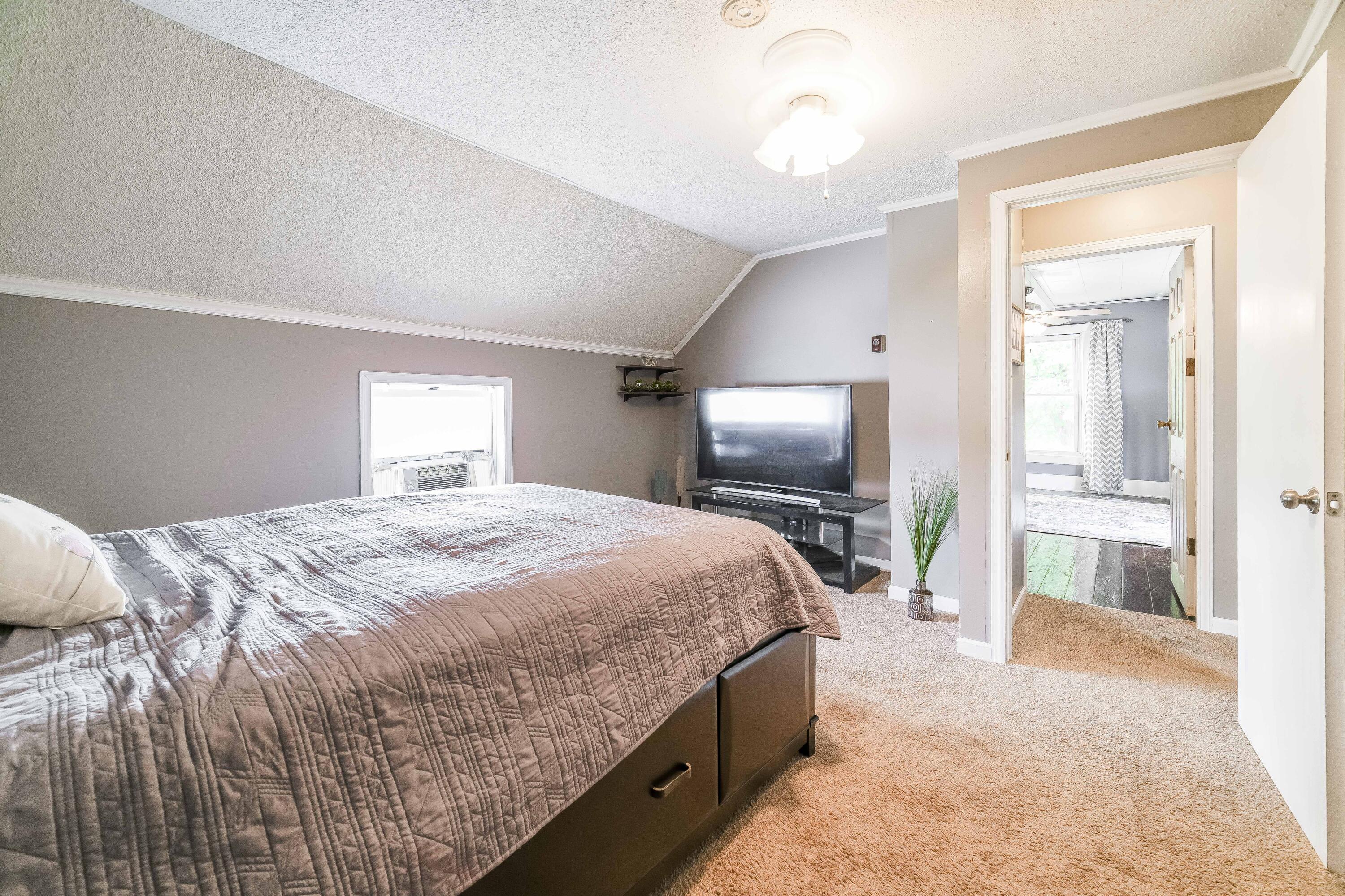 21584 Main Street Raymond, OH 43067 - Photo 28 of 40 Great secondary bedroom size