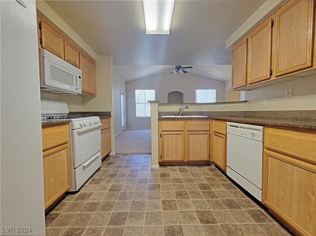 10550 West Alexander Road, Unit 2155 Las Vegas, NV 89129 - Photo 19 of 40 Gallery Image 19