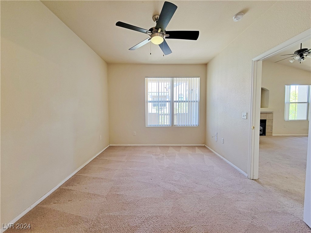 10550 West Alexander Road, Unit 2155 Las Vegas, NV 89129 - Photo 21 of 40 Gallery Image 21