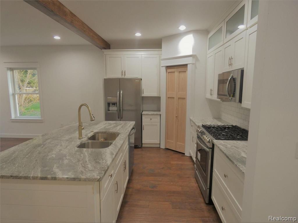 1602 Pug Road St. Clair, MI 48079 - Photo 8 of 35 Gallery Image 8