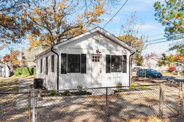 $474,950 | 7 Tulip Avenue, Villas, NJ 08251