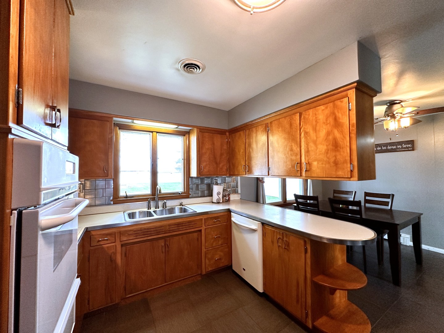 71 South 4080 W Road Kankakee, IL 60901 - Photo 9 of 22 Gallery Image 9