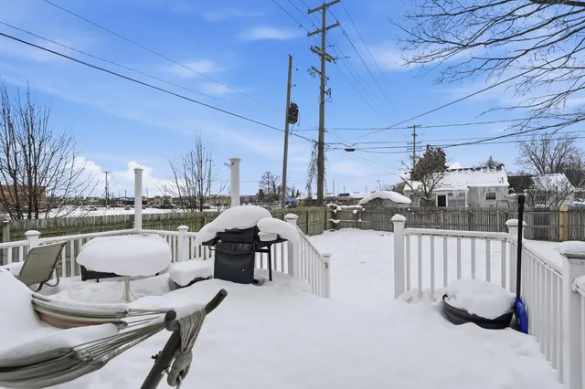 $215,000 | 455 Faircrest Avenue Northwest, Grand Rapids, MI 49534