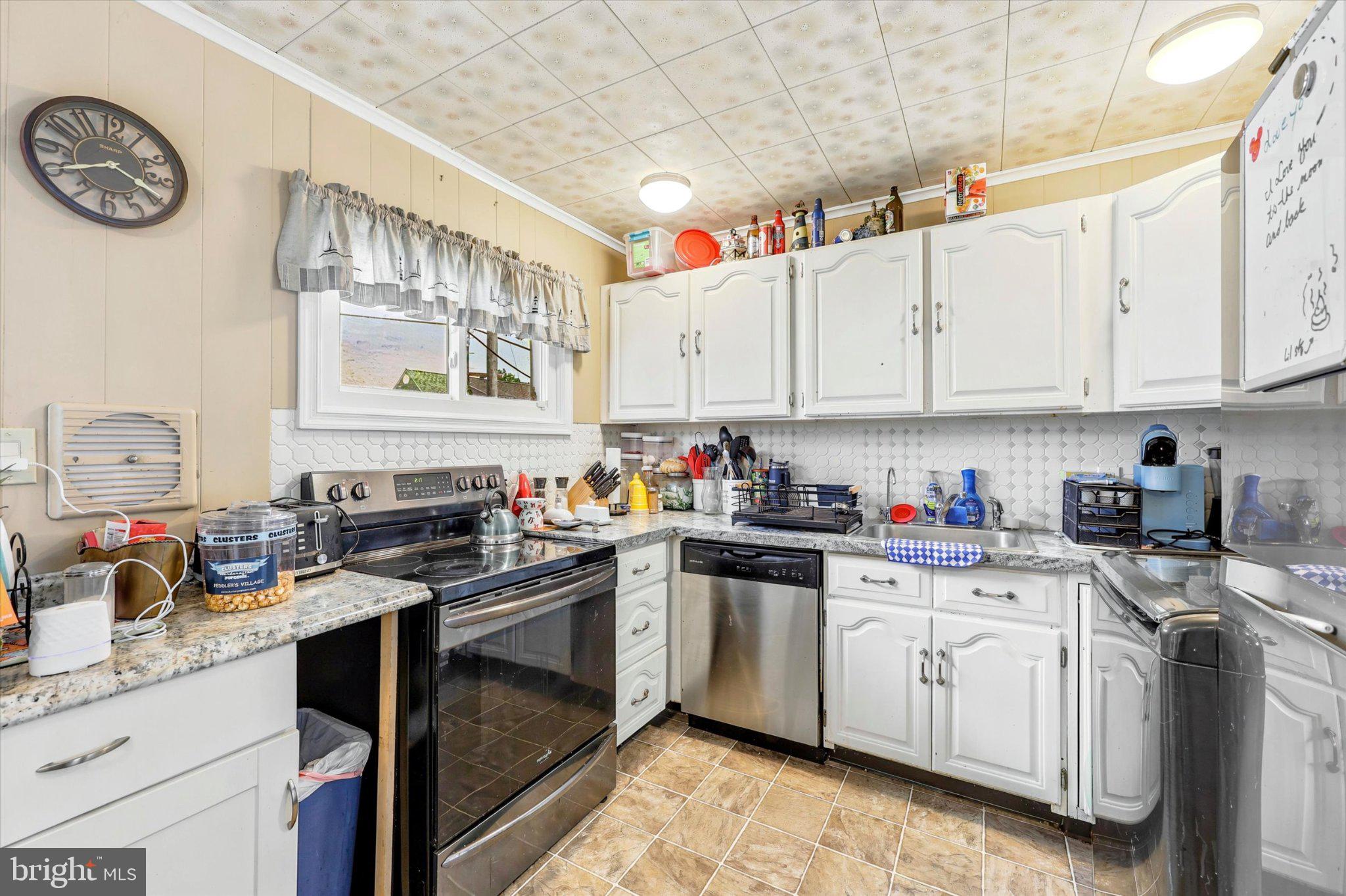 176 Cobalt Ridge Drive South, Unit S Levittown, PA 19057 - Photo 11 of 35
