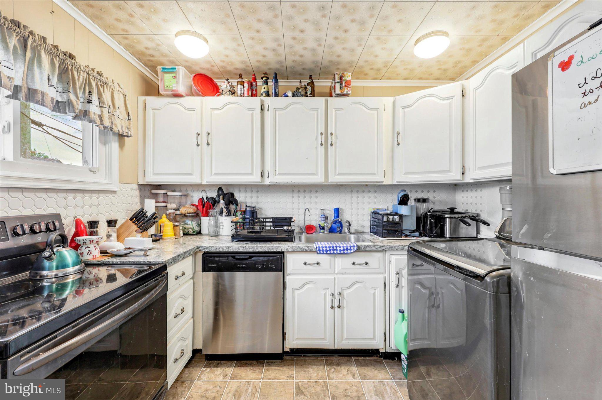 176 Cobalt Ridge Drive South, Unit S Levittown, PA 19057 - Photo 12 of 35