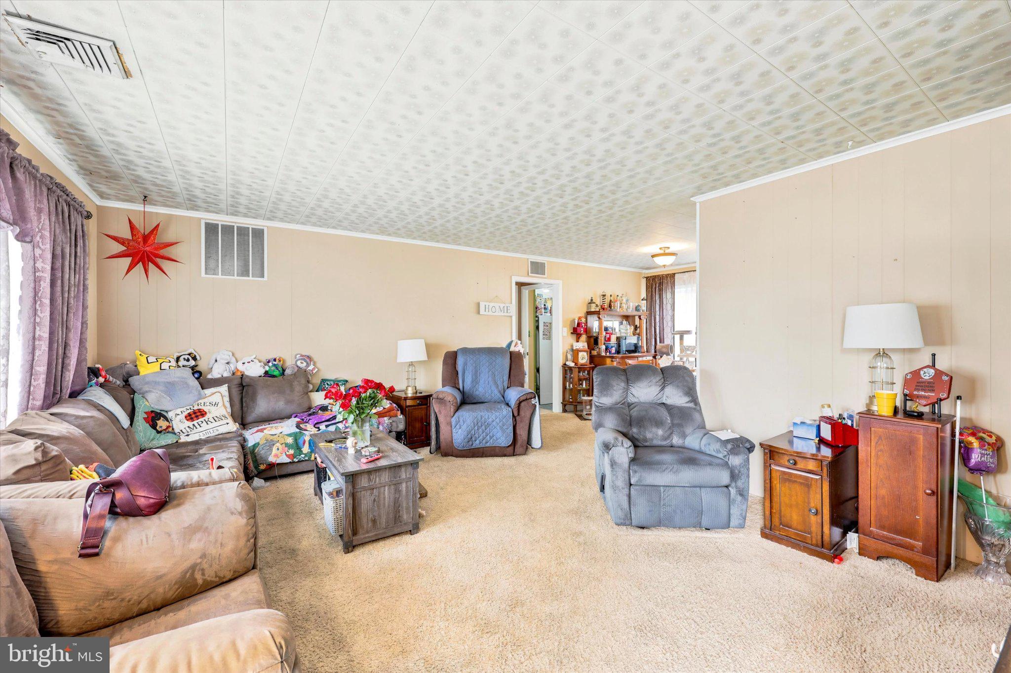 176 Cobalt Ridge Drive South, Unit S Levittown, PA 19057 - Photo 3 of 35