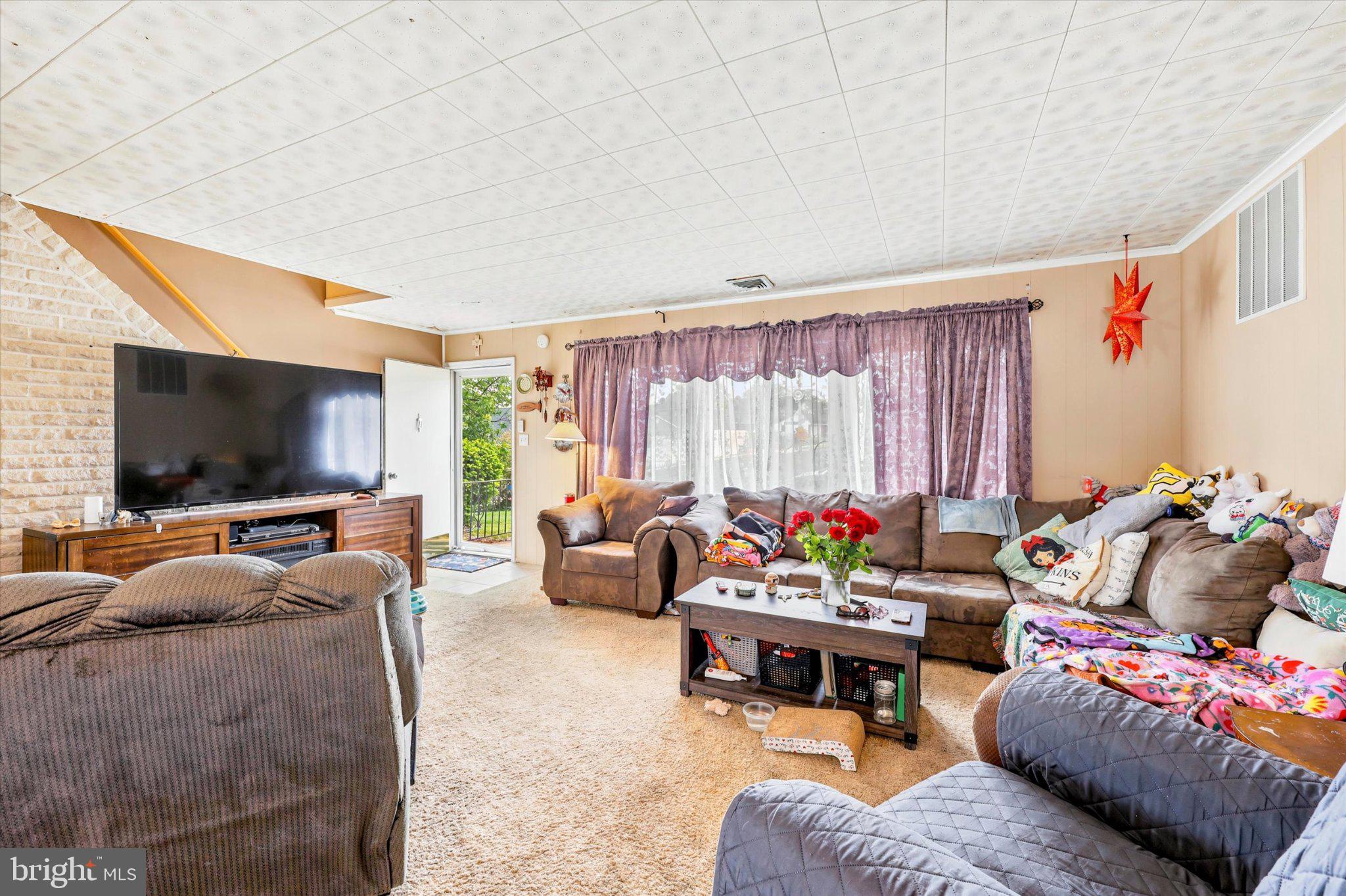 176 Cobalt Ridge Drive South, Unit S Levittown, PA 19057 - Photo 7 of 35
