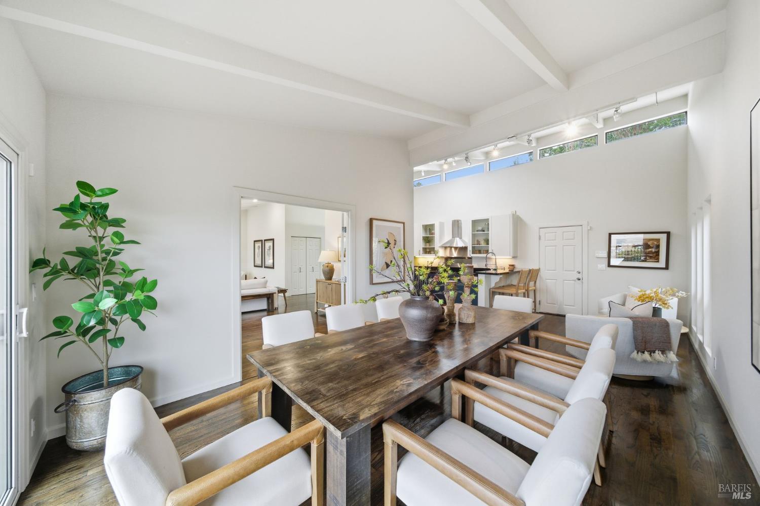 370 Vía La Cumbre Greenbrae, CA 94904 - Photo 14 of 44