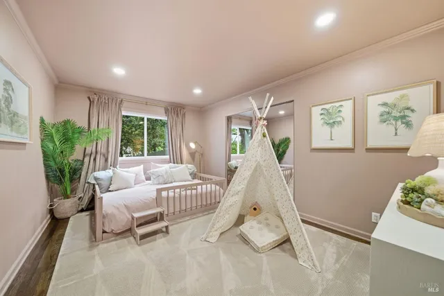 $1,849,000 | 370 VÃa La Cumbre, Greenbrae, CA 94904