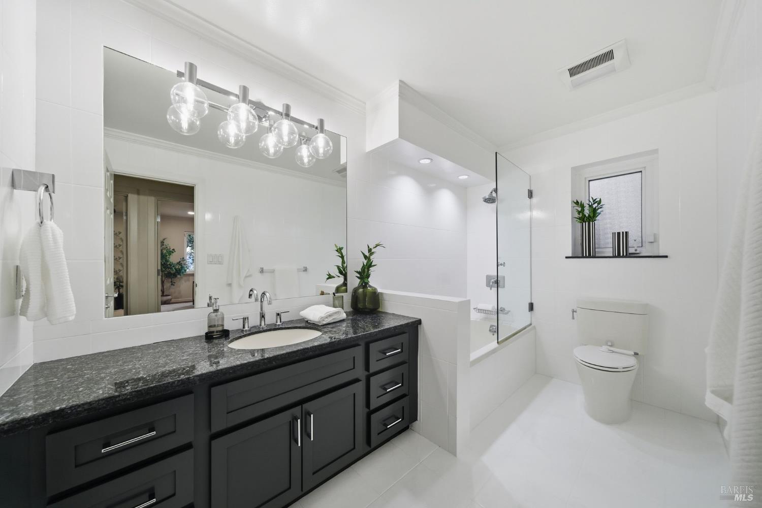 370 Vía La Cumbre Greenbrae, CA 94904 - Photo 33 of 44