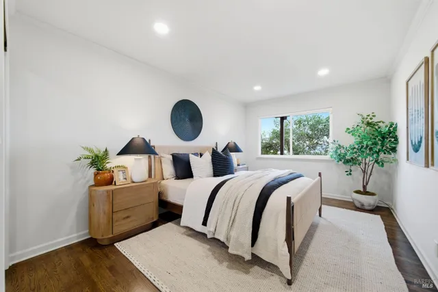 $1,849,000 | 370 VÃa La Cumbre, Greenbrae, CA 94904