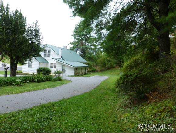 548 Carl Eller Road Mars Hill, NC 28754 - Photo 3 of 10 Gallery Image 3