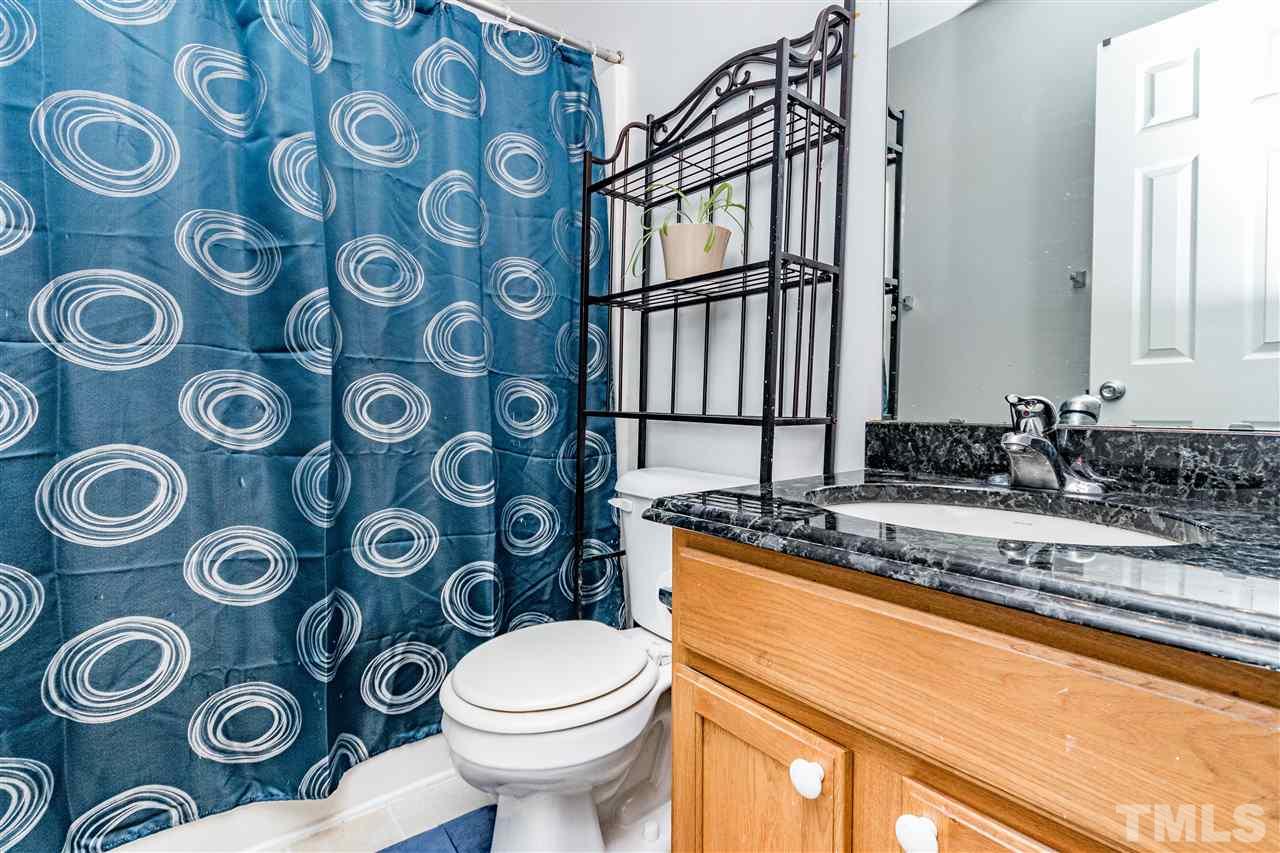 6604 Frogstool Lane Raleigh, NC 27610 - Photo 18 of 28