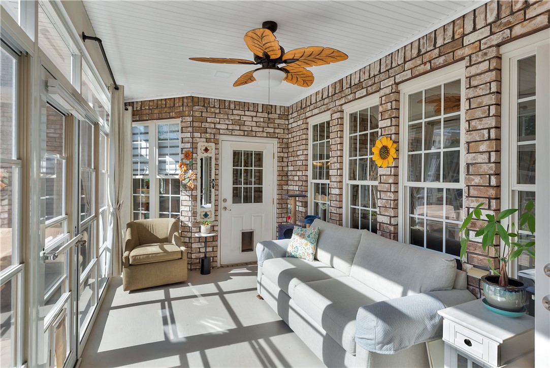 115 Engram Lane Anderson, SC 29621 - Photo 24 of 40 Sun Room