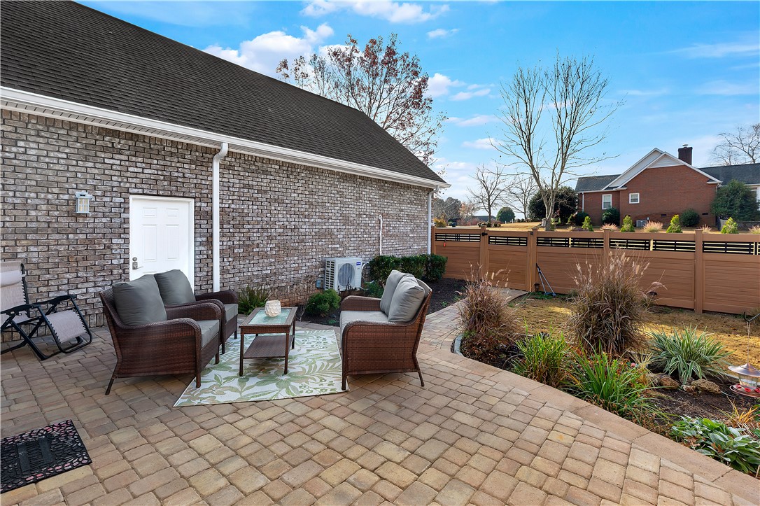 115 Engram Lane Anderson, SC 29621 - Photo 26 of 40 Enclosed Patio