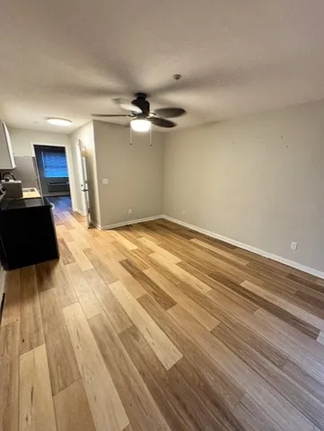 $1,050 | 4 Hanover Square, Brunswick, GA 31520