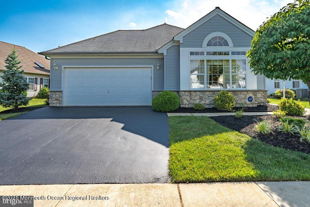 135 Eleanor Road Manchester Township, NJ 08759 - Photo 1 of 27 IMG_0339
