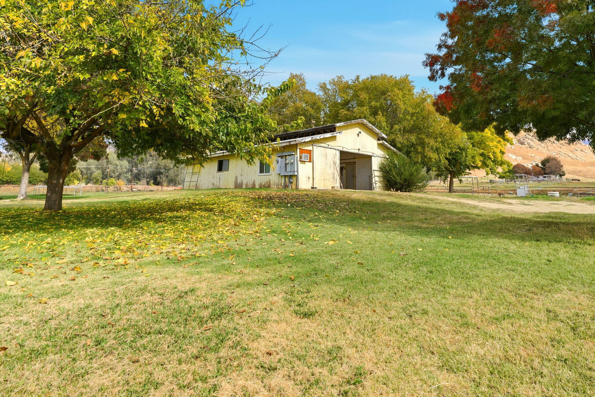32272 Ave 176 Springville, CA 93265 - Photo 4 of 19