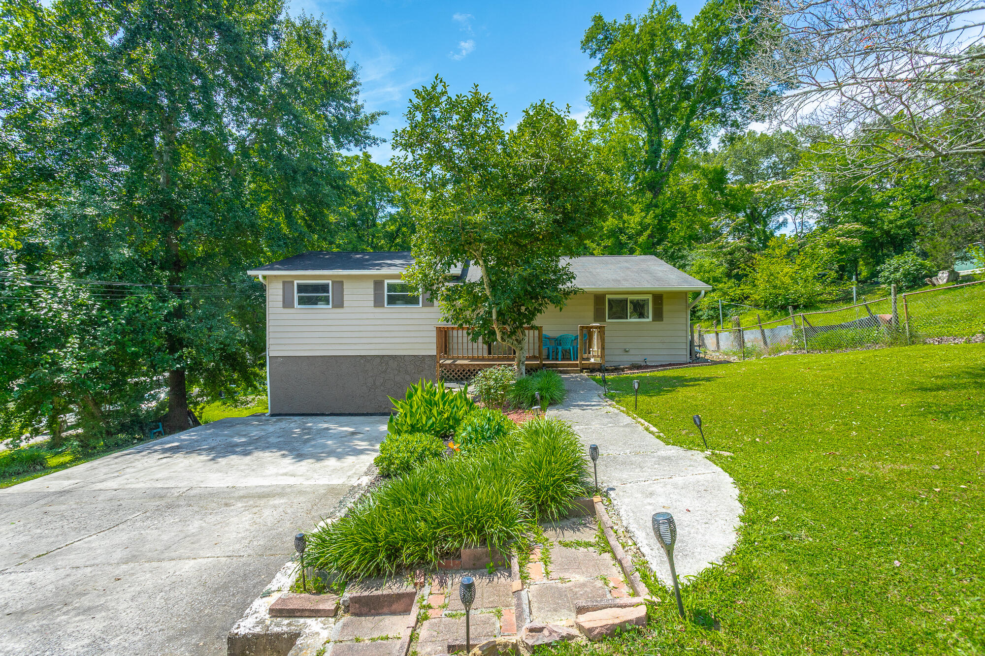 107 Anderson Road Rossville, GA 30741 - Photo 3 of 53 107 Anderson Road HD-8