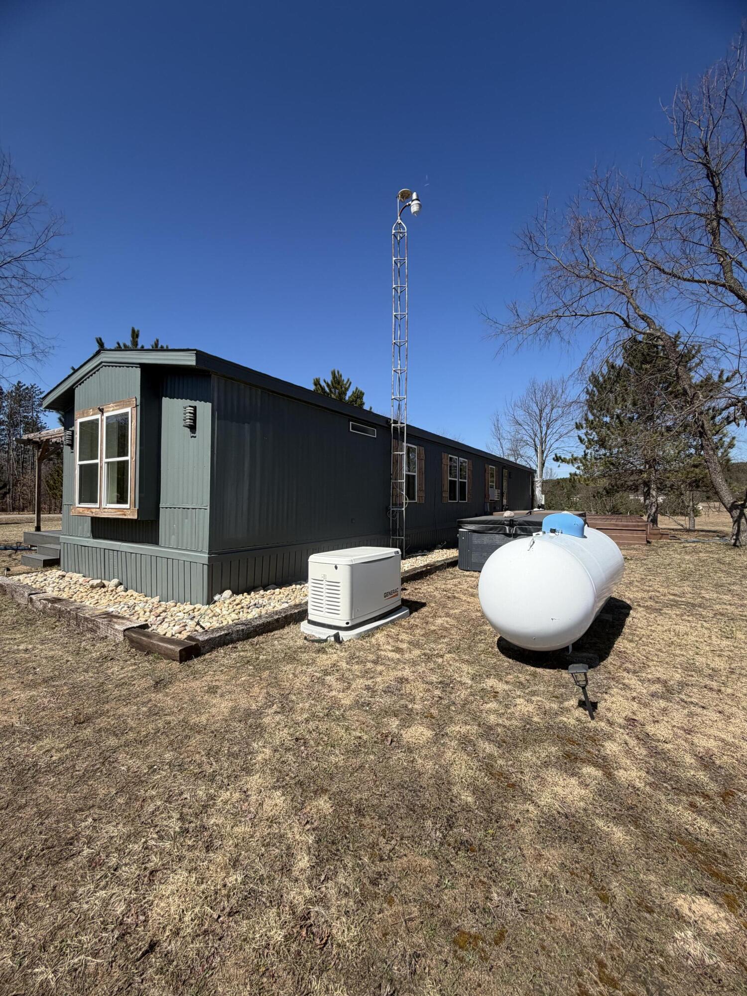 11930 North State Road Cadillac, MI 49601 - Photo 3 of 21 IMG_0862