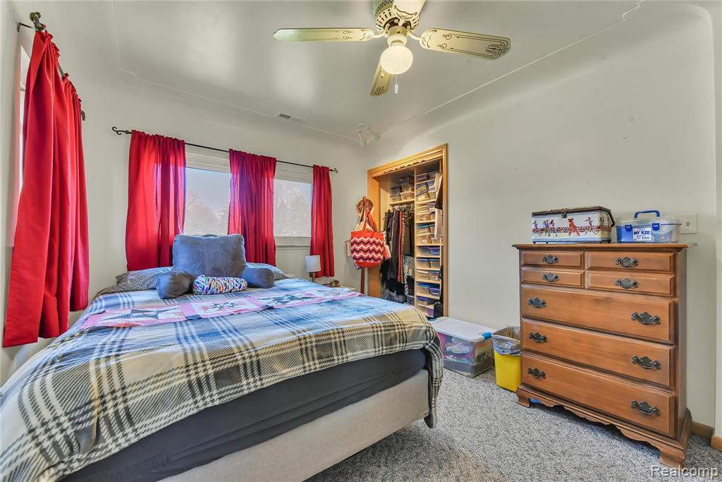 2073 Walton Boulevard Rochester Hills, MI 48309 - Photo 19 of 29