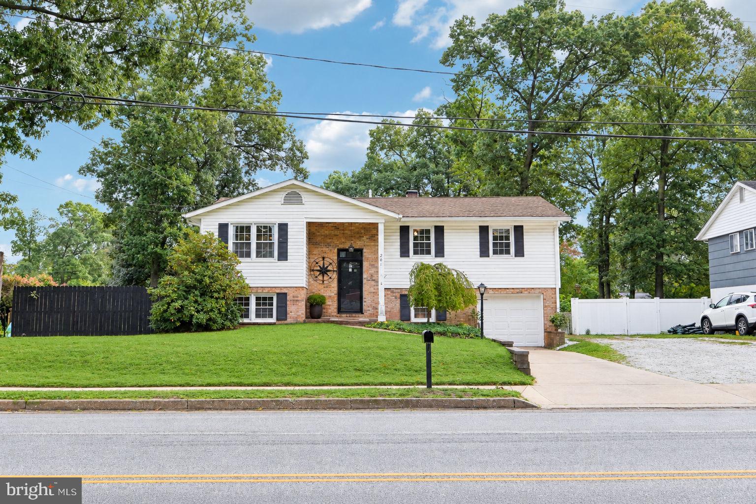 261 Magothy Bridge Road Pasadena, MD 21122 - Photo 2 of 54 Gallery Image 2