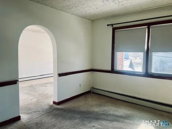 $2,250 | 1567 Main Street, East Hartford, CT 06108