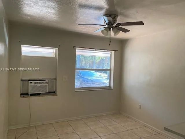 $1,200 | 100 Southeast 3rd Avenue, Unit 3, Hallandale Beach, FL 33009