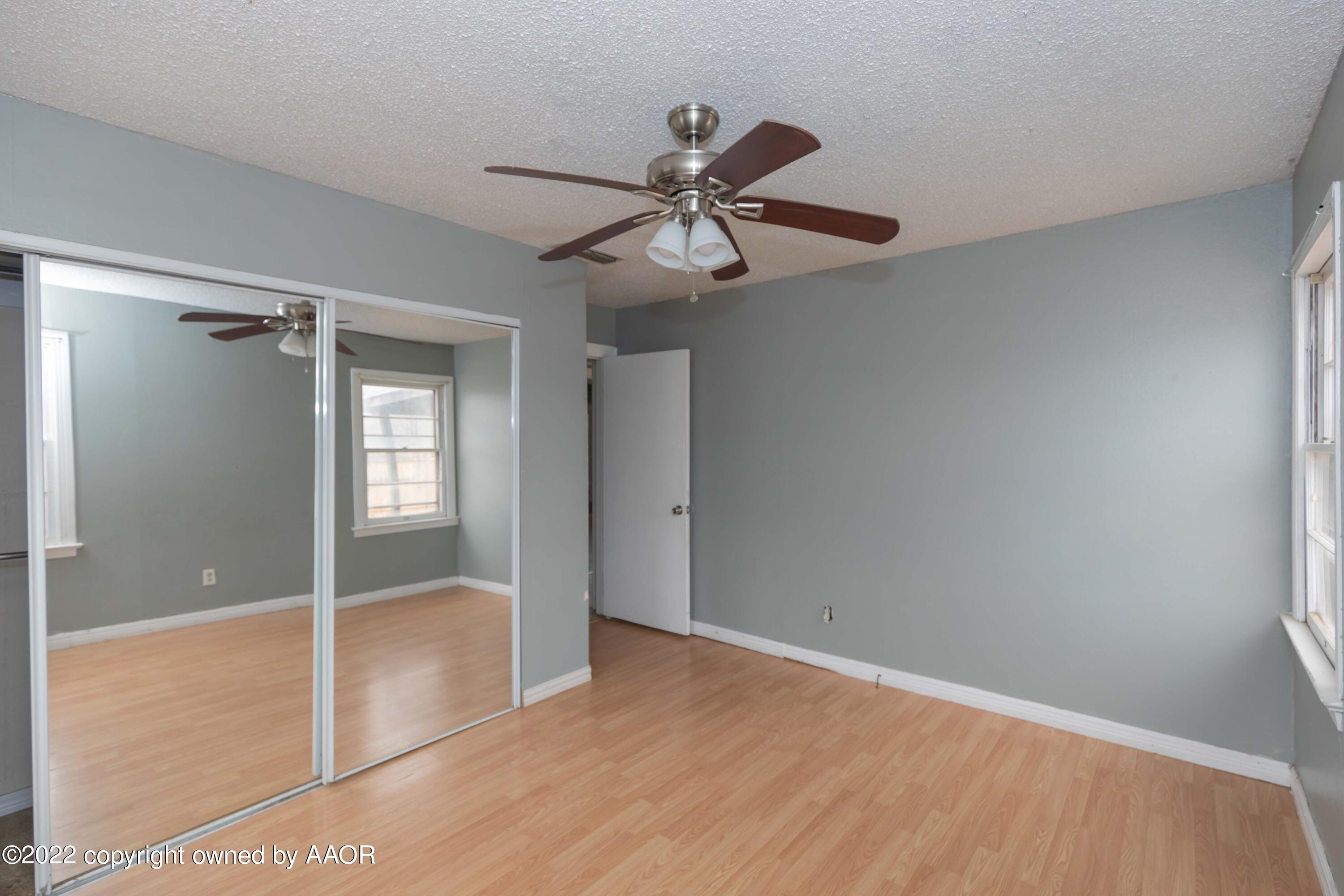 4013 Parker Street Amarillo, TX 79110 - Photo 18 of 23 BEDROOM 2 VIEW 2