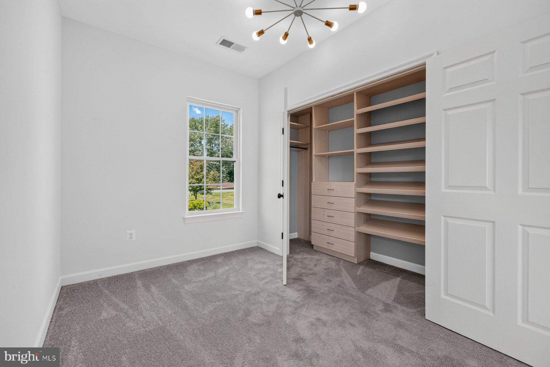 5891 Woodbine Road Woodbine, MD 21797 - Photo 28 of 66 Sitting Room