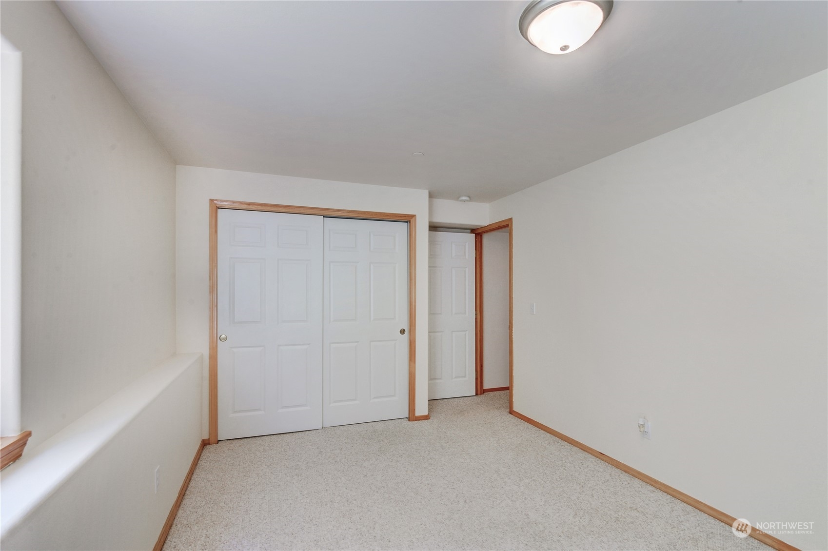 5303 Narbeck Avenue Everett, WA 98203 - Photo 32 of 40 a view of an empty room and window