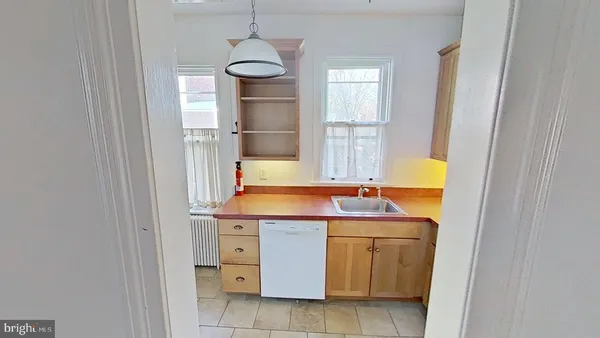 $1,995 | 41 Taylor Avenue, Doylestown, PA 18901