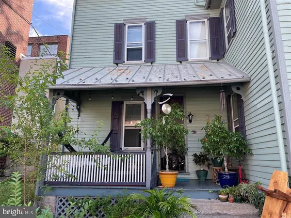 $1,995 | 41 Taylor Avenue, Doylestown, PA 18901