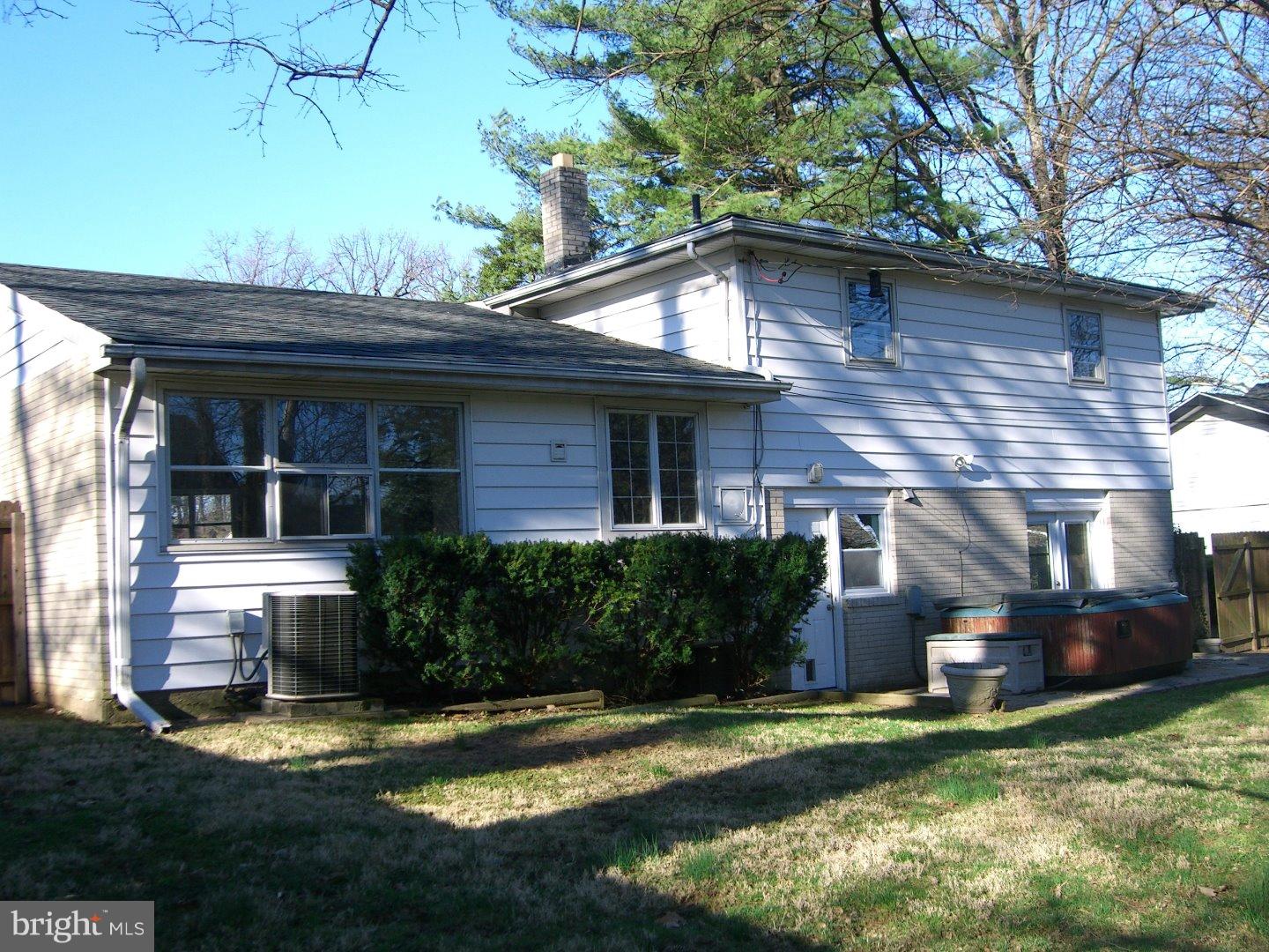 1435 Autumn Road Rydal, PA 19046 - Photo 23 of 25 Exterior Back