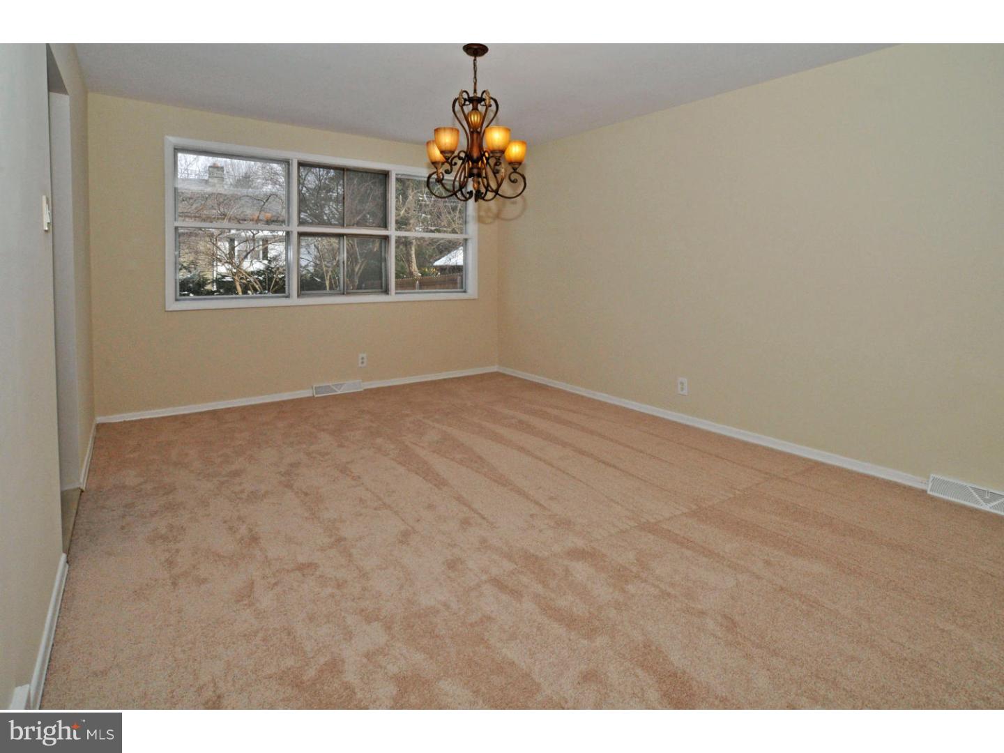 1435 Autumn Road Rydal, PA 19046 - Photo 7 of 25 Dining Room