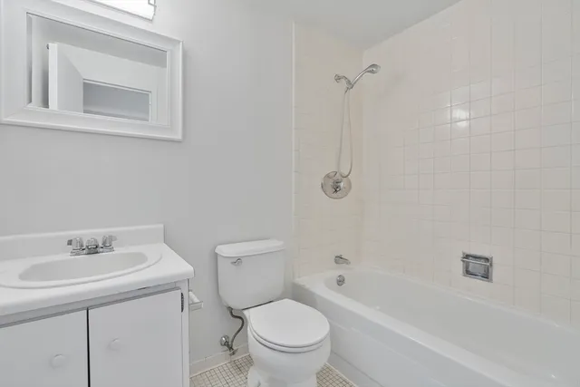 $3,900 | 1105 Massachusetts Avenue, Unit 12C, Cambridge, MA 02138